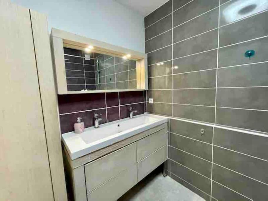 Ferienwohnung Friendly Bean Cachan Exterior foto